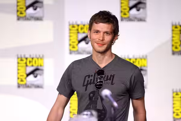 Joseph Morgan at the 2011 San Diego Comic-Con International in San Diego, California. Please attribute to Gage Skidmore if used elsewhere.