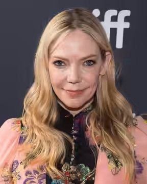Riki Lindhome