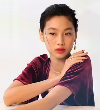 Actress HoYeon Jung being interviewed by Marie Claire Korea in October 2021.