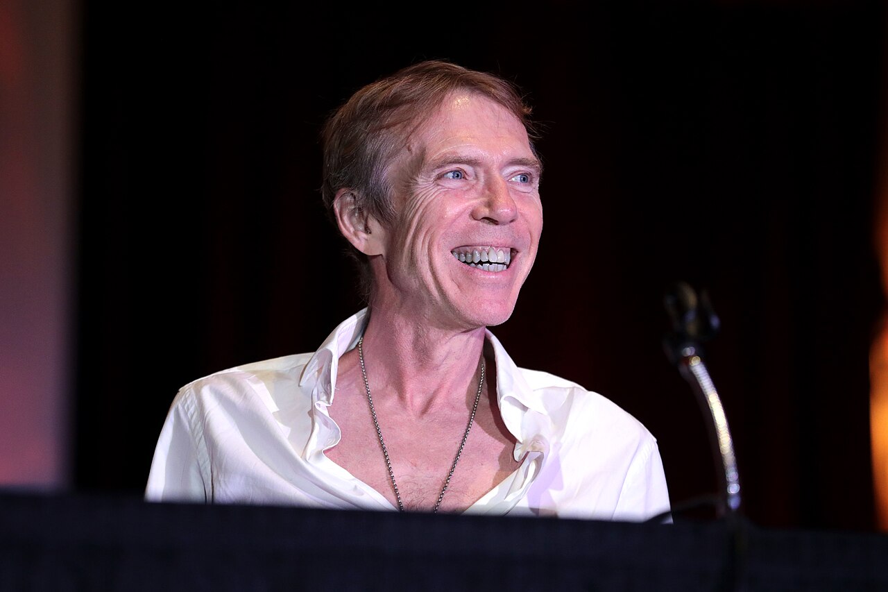 Richard Brake speaking with attendees at the 2023 Mad Monster Arizona Party at the Renaissance Phoenix Glendale Hotel &amp; Spa in Glendale, Arizona. Please att