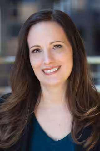 Andrea Warren