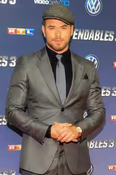 Kellan Lutz attend the German premiere of the film "The Expendables 3" at Residenz cinema on August 6, 2014 in Cologne, Germany.