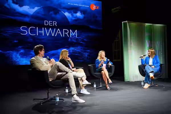 #derschwarmkommt - die internationale Thriller-Serie "Der Schwarm" nach dem Bestsellerroman von Frank Schätzing –– Frank Doelger, Antje Boetius, Barbara Eder, L (2022)