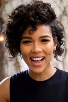 Alexandra Shipp