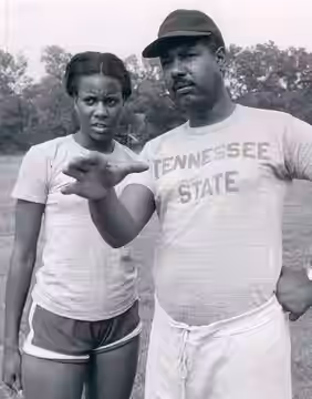 Jason Bernard &amp; Shirley Jo Finney in the TV movie Wilma in 1977