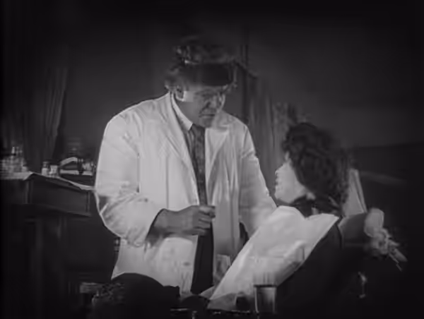 Scenography for the movie Greed (1924); Gibson Gowland and ZaSu Pitts.