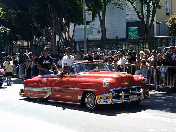 Actor Benjamin Bratt at the 2010 Carnaval San Francisco