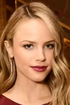 Halston Sage