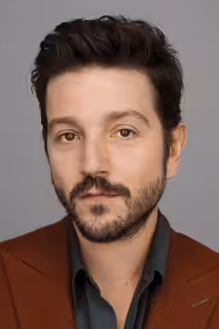 Diego Luna