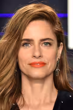 Amanda Peet