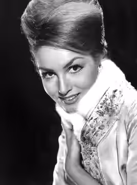 Publicity photo of Julie Newmar (1965)