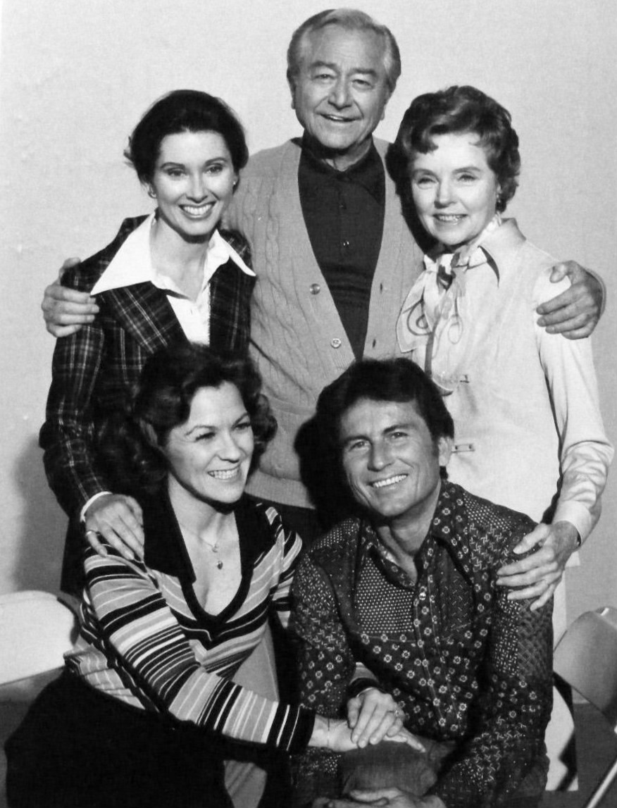 Publicity photo of the cast of the television special Father Knows Best Reunion. Standing, from left: Elinor Donahue, Robert Young, Jane Wyatt. Seated, Lauren C