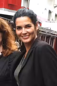 Angie Harmon