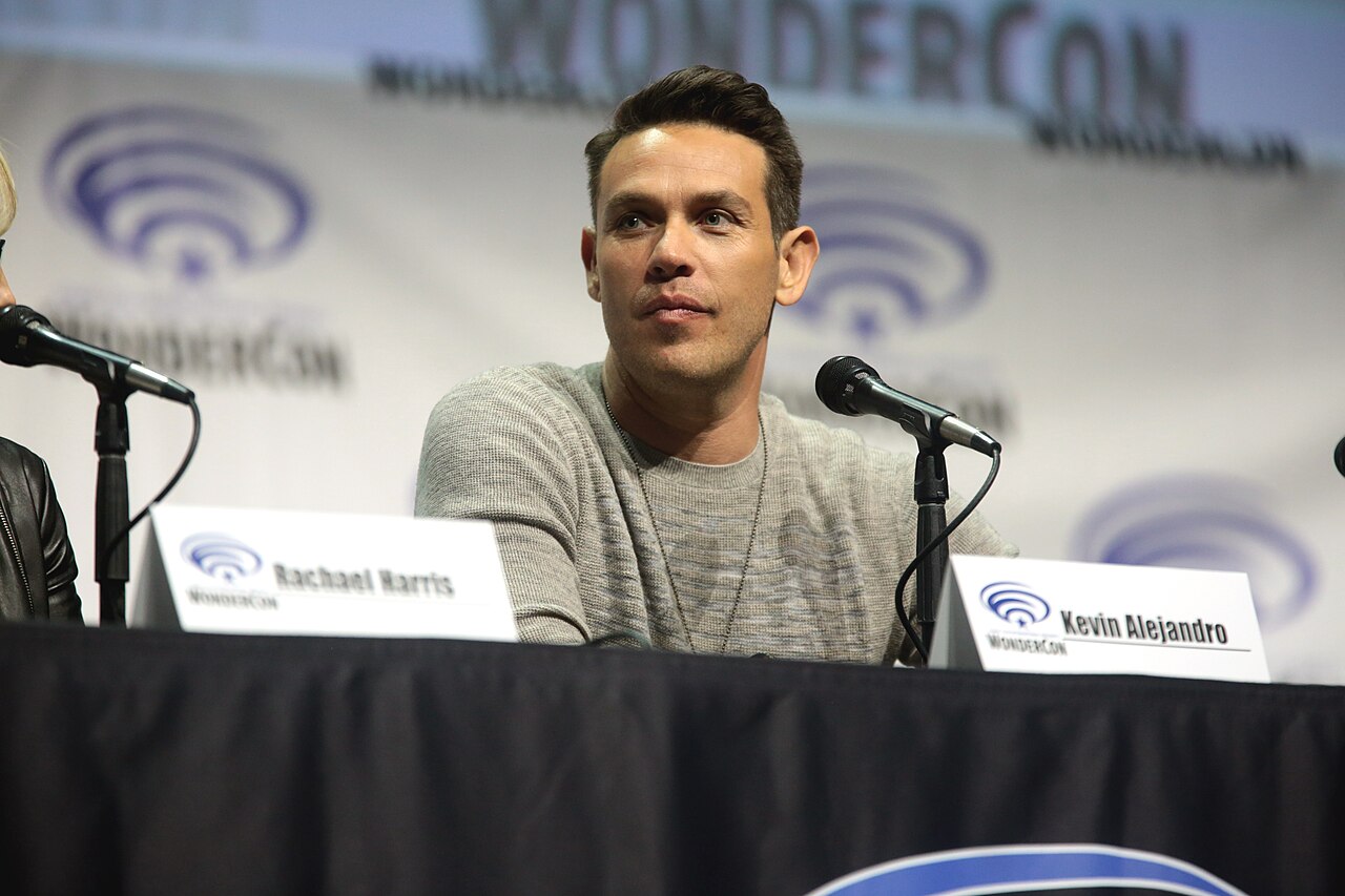 Kevin Alejandro speaking at the 2017 WonderCon, for "Lucifer", at the Anaheim Convention Center in Anaheim, California. Please attribute to Gage Skidmore if use