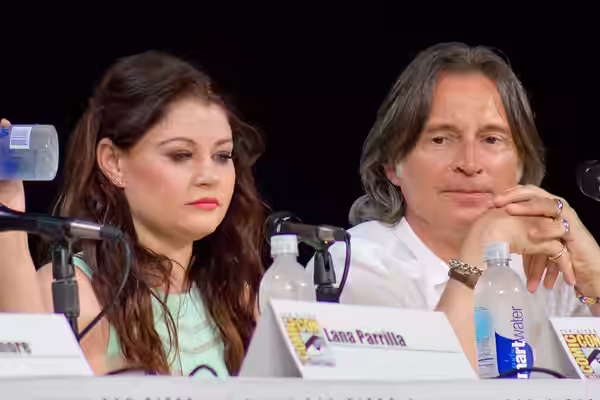Emilie de Ravin &amp; Robert Carlyle Once Upon a Time Panel at the 2014 Comic-Con International.