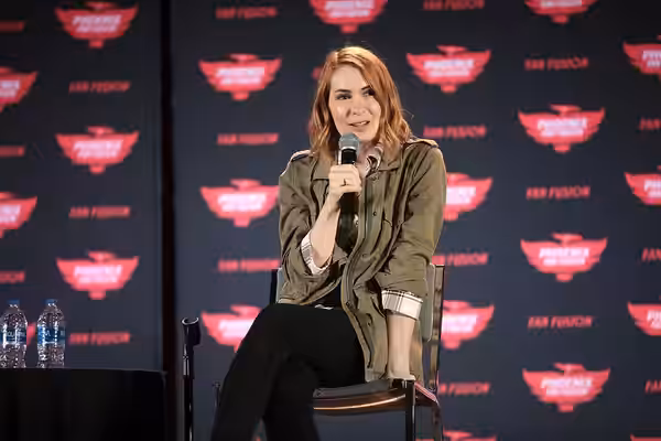 Felicia Day speaking with attendees at the 2022 Phoenix Fan Fusion at the Phoenix Convention Center in Phoenix, Arizona. Please attribute to Gage Skidmore if us