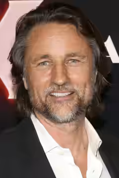 Martin Henderson