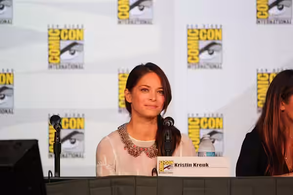 Kristin Kreuk Powerful Women of Pop Culture - Panel Comic-Con 2012