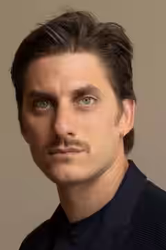 Luca Marinelli