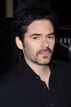Billy Burke