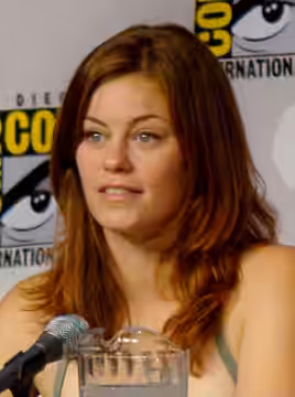Cassidy Freeman at ComicCon 2010