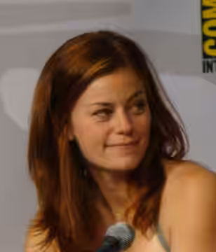 Cassidy Freeman at ComicCon 2010