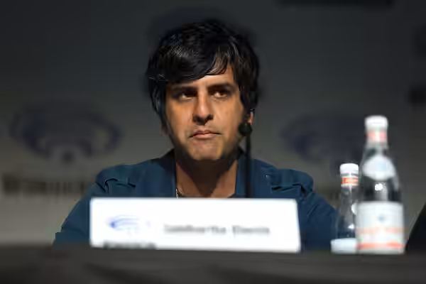 Siddhartha Khosla speaking at the 2018 WonderCon at the Anaheim Convention Center in Anaheim, California. Please attribute to Gage Skidmore if used elsewhere.