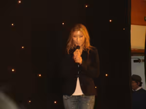 Dichen Lachman (2009)
