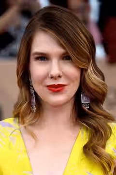 Lily Rabe