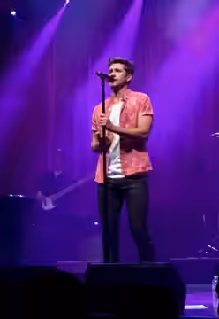 Aaron Tveit performing in concert at the House of Blues Boston in 2016