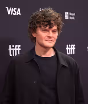 Robert Aramayo