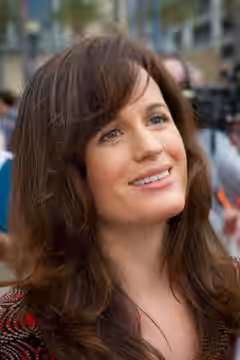 Elizabeth Reaser (2011)