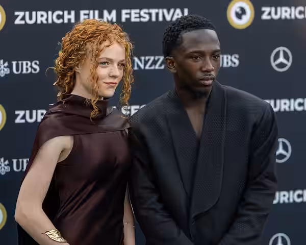 Araloyin Oshunremi on the Green Carpet at the 2025 Zurich Film Festival.