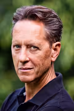 Richard E. Grant