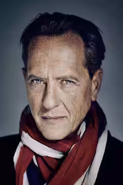 Richard E. Grant