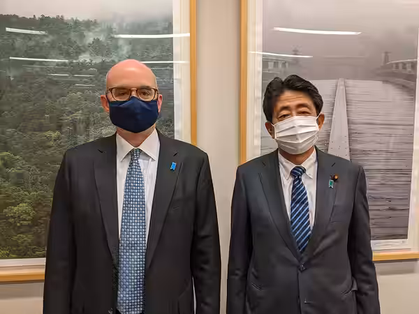 Former Prime Minister @AbeShinzo and I recently met to discuss the essential role of the #USJapanAlliance in maintaining peace and prosperity in the free and op (2021)