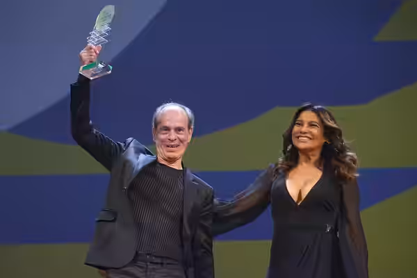 Prêmio Pop-Rock-Reggae-Hip-Hop-Funk / Melhor Cantor e Melhor Album - Ney Matogrosso - 26° Prêmio da Música Brasileira 2015, no Theatro Municipal, no Centro do R
