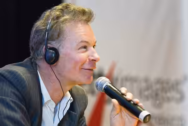 Julien Temple