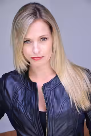 Pamela Holt