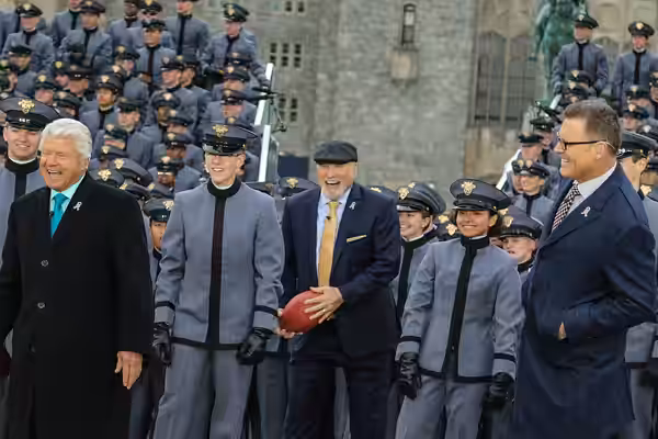 Fox NFL crew Curt Menefee, Terry Bradshaw, Howie Long, Michael Strahan, Jimmy Johnson and Jay Glazer broadcasted live from the Plain alongside our West Point te (2019)