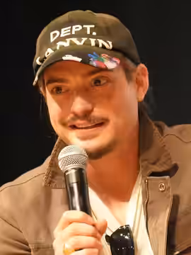 Andrew Lawrence at GalaxyCon Richmond in 2024
