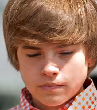 Dylan Sprouse at the 2010 White House Easter Egg roll.