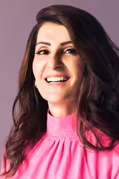 Nia Vardalos