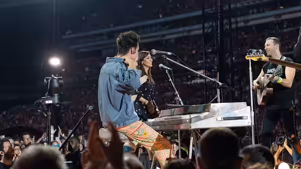 Coldplay - Wembley Stadium - Tuesday 16th August 2022 With guests Natalie Imbruglia and Jacob Collier