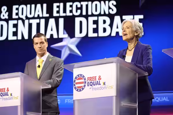 Libertarian Party presidential nominee Chase Oliver and Green Party presidential nominee Jill Stein speaking with attendees at the Free &amp; Equal Elections Pr (2024)