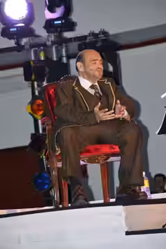 Édgar Viviar at the ITESM-CCM in the "Requiem for Agustin Lara" (2014)