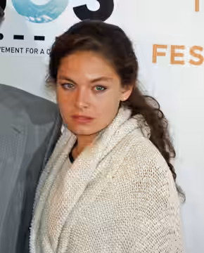 Alexa Davalos (2007)