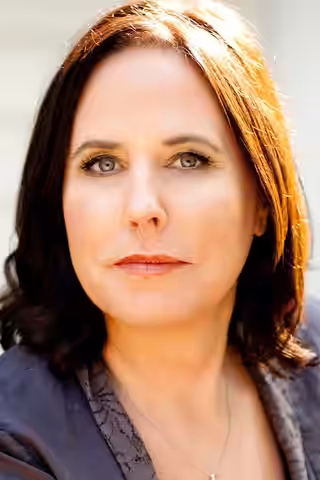 I. Marlene King