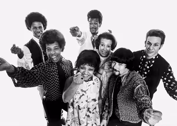 Publicity photo of the American band Sly and the Family Stone in 1968. From left to right: Freddie Stone, Sly Stone, Rose Stone, Larry Graham, Cynthia Robinson,
