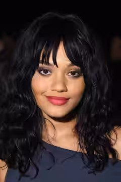 Kiersey Clemons